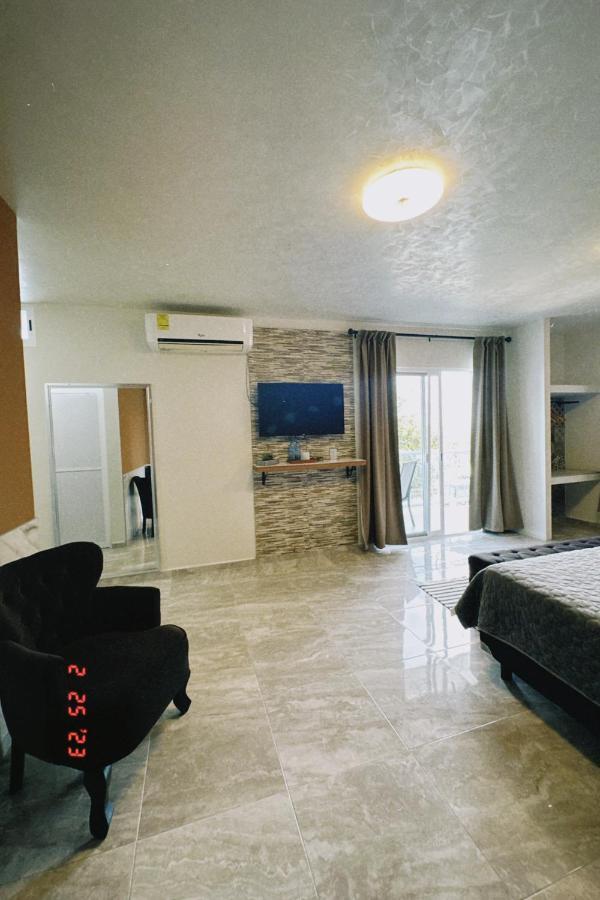 Hotel Awazul 巴卡拉尔 外观 照片